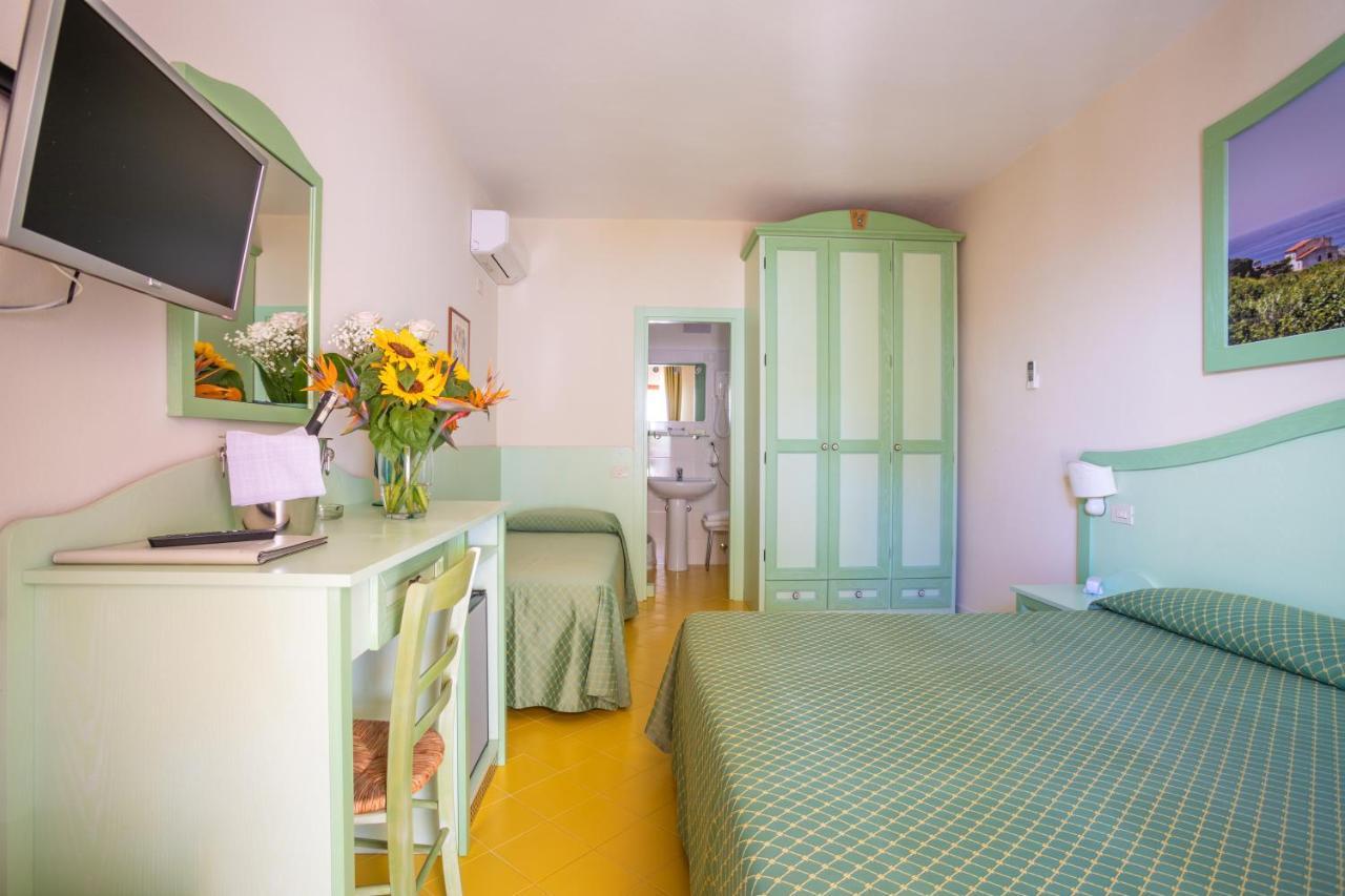 Hotel Sardi Pomonte Ngoại thất bức ảnh